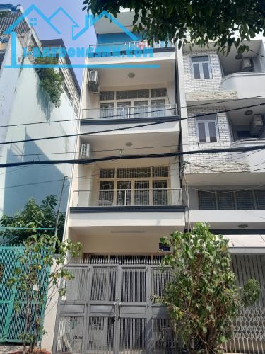 Bán nhà MT đường Trần Văn Kiểu, DT 4 x 18m, 3.5 tấm, giá 11 tỷ. LH 0916014161