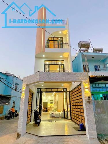 Kẹt tiền bán gấp nhà Phan Huy Ích, P.12, Gò Vấp. Giá 3tỷ280, hẻm xe hơi, DT60m2, hẻm 1 sẹc - 5