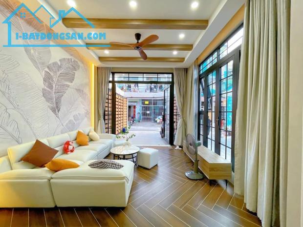 Kẹt tiền bán gấp nhà Phan Huy Ích, P.12, Gò Vấp. Giá 3tỷ280, hẻm xe hơi, DT60m2, hẻm 1 sẹc - 4