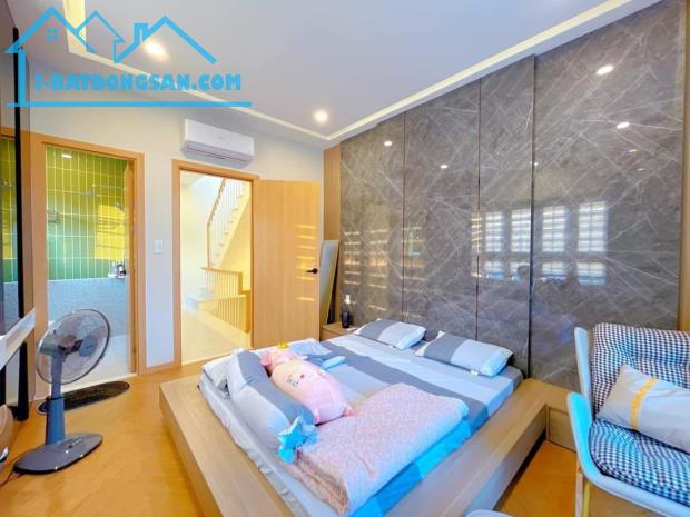 Kẹt tiền bán gấp nhà Phan Huy Ích, P.12, Gò Vấp. Giá 3tỷ280, hẻm xe hơi, DT60m2, hẻm 1 sẹc - 3