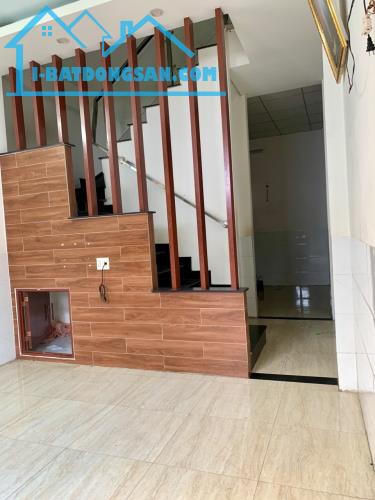 🏠 Bán Nhà 2 Lầu Mặt Tiền Chợ Phúc Hải P. Tân Phong Giá 4,5 Tỷ - 2