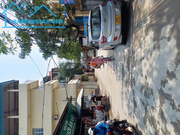HOÀI ĐỨC - BÁN NHÀ LÔ GÓC - KINH DOANH - MẶT ĐƯỜNG Ô TÔ - GIÁ ĐẦU TƯ
