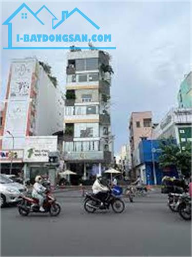 Cho thuê toà nhà văn phòng căn góc 3 mặt tiền Cộng Hoà, P13, Tân Bình
