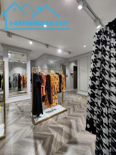 Bán nhà mặt phố Cầu Giấy 280m2, 4 tầng, cho thuê 80 triệu/ tháng, chỉ 80 tỷ. 0971813682. - 2