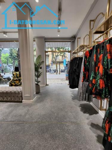 Bán nhà mặt phố Cầu Giấy 280m2, 4 tầng, cho thuê 80 triệu/ tháng, chỉ 80 tỷ. 0971813682. - 3