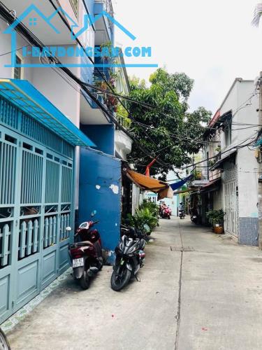 Bán nhà gần đường Tạ Quang Bửu giá 2 tỷ