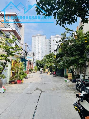 Bán nhà Mặt tiền đường Hiền Vương, Tân Phú, 2 tầng, 5x20M, 12 tỷ ( TL ) - 2