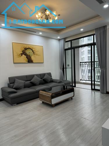 Quỹ căn hộ cho thuê Vinhomes Royal City 1PN, 2PN, 3PN, 4PN,duplex.LH e xem nhà: 0987485936