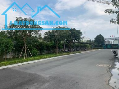 CƠ HỘI CÓ 1 KHÔNG 2, BÁN NHANH 23 CĂN NHÀ TRỌ 2 MẶT TIỀN ĐƯỜNG & HẺM - ĐƯỜNG HUỲNH TẤN - 4