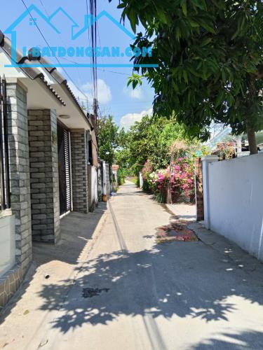 Đất sổ riêng thổ cư 2.4 tỷ/164m2, đường ô tô