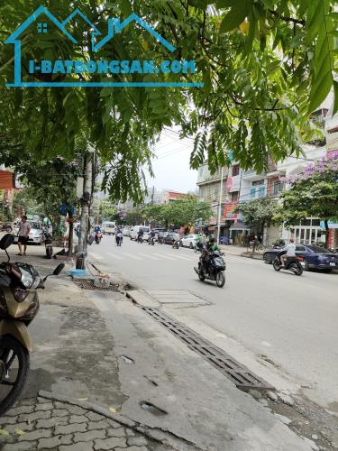 Cho thuê gấp nhà đẹp, vị trí đẹp nhất mặt phố Nguyễn Huy Tự 50m, 2 tầng, mặt tiền 5m - 1