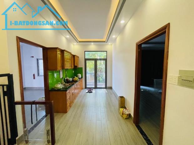 MẶT TIỀN KINH DOANH NHÁNH LÊ VĂN KHƯƠNG QUẬN 12- HƠN 430M2 - NGANG KHỦNG 11M, NỞ HẬU -