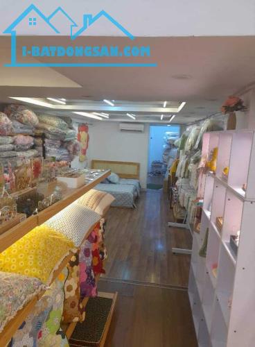 Bán nhà mặt phố Phạm Ngọc Thạch, Đống Đa 85m2, 5 tầng, kinh doanh đỉnh, chỉ 32 tỷ. - 2