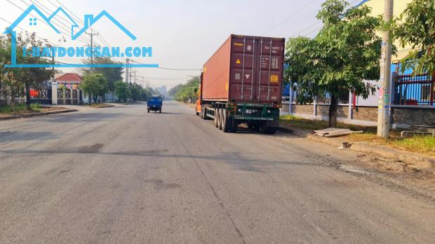 bán kho xưởng mới xây 22.000m2 thuộc Đức Hòa, Long An giá 240 tỷ Lh: 0974480757 - 1