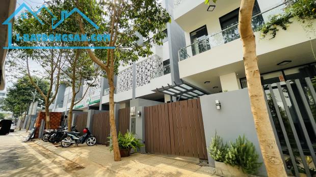 Bán Căn Shophouse Mặt Tiền Nguyễn Đình Chiểu kinh doanh - 1