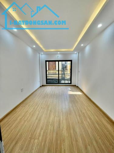 Bán nhà đẹp Kim Chung, phố Nhổn, đường 32, xây 5 Tầng, 4 phòng giá 3.5 tỷ - 2