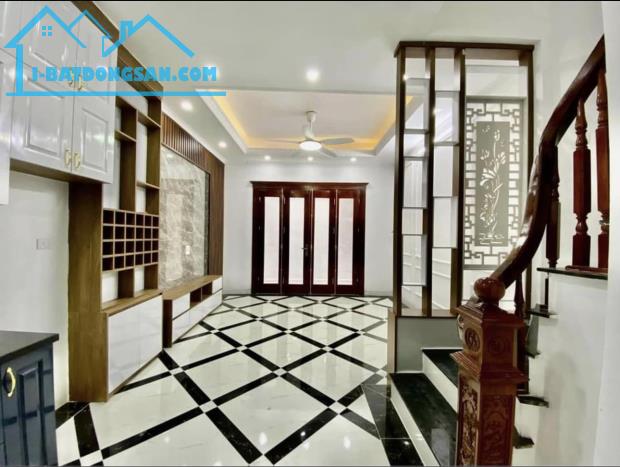Chính chủ bán nhà Vân Canh 32M 5 Tầng, 4 phòng, chỉ 30m ô tô đỗ giá 4 tỷ - 1