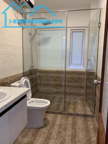 Chính chủ bán nhà Vân Canh 32M 5 Tầng, 4 phòng, chỉ 30m ô tô đỗ giá 4 tỷ - 4