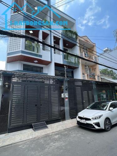 Chủ gửi siêu phẩm nhà hẻm ô tô 6m đường Nguyễn Thông, P.9, Quận 3 giá chỉ có 3 tỷ 550 TL.