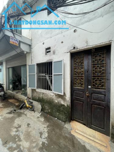 Cho thuê nhà số 16 ngõ 214 Nguyễn Xiển, phù hợp ở, bán hàng online hoặc làm kho