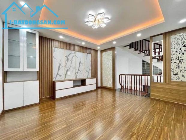 Bán nhà An Khánh 42M, 5 Tầng, thiết kế Gác Lửng, view thoáng, ngõ ô tô đỗ giá 5.3 tỷ - 1