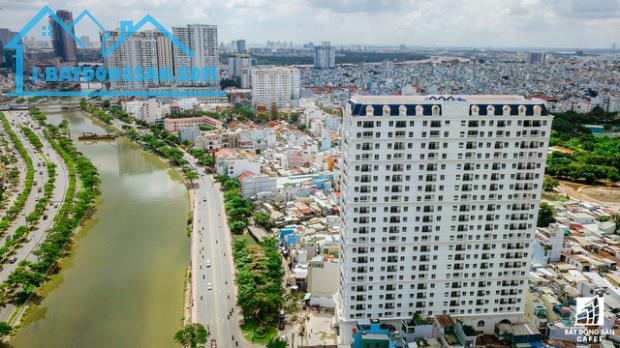 Bán rẻ căn hộ cao cấp Grand Riverside 3 phòng ngủ trung tâm TP.HCM - 1