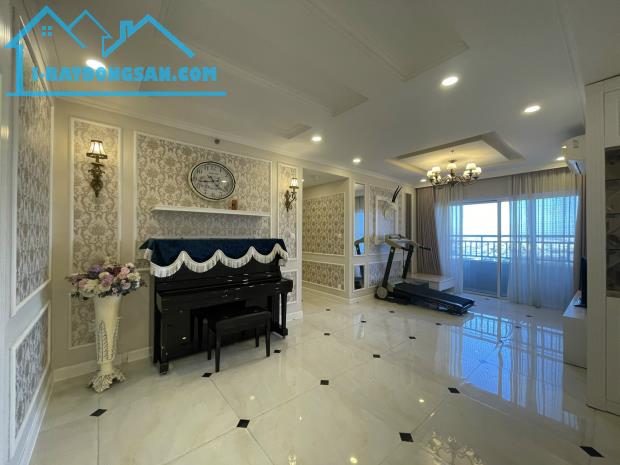 Hàng Hiếm ! Sunrise City, 268m2, 5pn, 4wc, nội thất cao cấp, Giá : 15 tỷ - 3