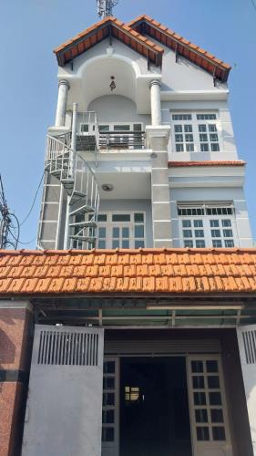 Bán nhà chính chủ 126m2 kiên cố ngay ubnd xã Tân Xuân HM