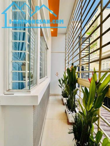 Chính chủ kẹt tiền bán gấp nhà Huỳnh Văn Bánh, P.12, Phú Nhuận. Giá 2tỷ470, DT48m2 - 2