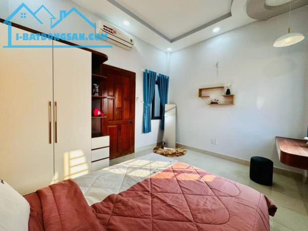 Chính chủ kẹt tiền bán gấp nhà Huỳnh Văn Bánh, P.12, Phú Nhuận. Giá 2tỷ470, DT48m2 - 1
