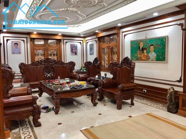 PL TRẦN QUỐC HOÀN 78M, Ô TÔ TRÁNH VỈA HÈ, KINH DOANH, BÁN ĐẤT TẶNG NHÀ MẶT TIỀN HOA HẬU.