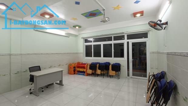 1 căn duy nhất làm nội khu dạy học - Nhà trước mặt Nguyễn Thị Đặng - Q12 - 3