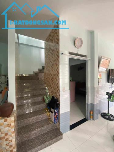 Mua Bán Nhà Riêng 2 MT, Kèm Trọ 135m2, 260Tr/N - Ngang 6m - Đúng 7T TL