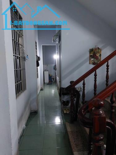 Cần bán nhà 2 tầng đường Nguyễn Hữu Thọ, KDC Hòn Rớ, Nha Trang giá đầu tư - 1