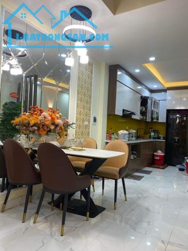 Bán gấp nhà Nguyễn Trãi ngã tư sở cạnh Royal city ngõ nông gần phố 40m 4 tầng 6,4 tỷ - 2