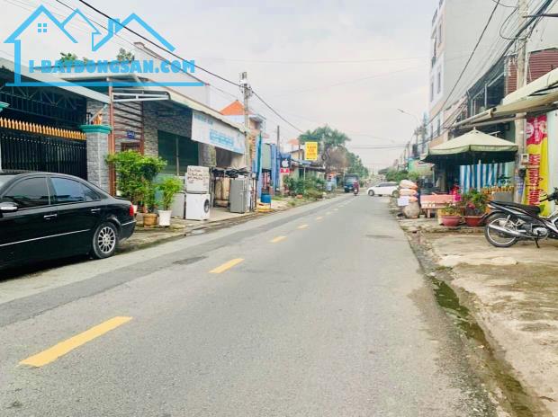 Giá  sốc...3,790 tỷ. Bán nhà 1 trệt 1 lầu mặt tiền phường Hiệp Hoà,dt 6,6x14m. SHR.