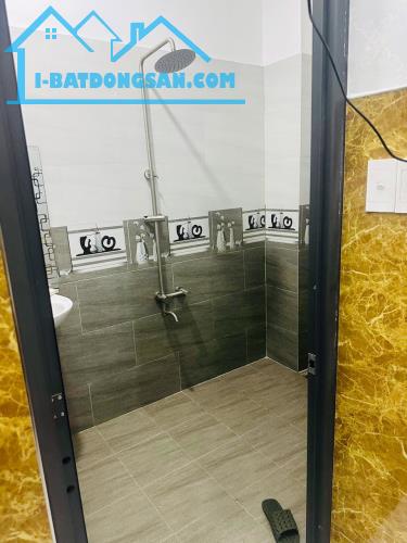 Giá  sốc...3,790 tỷ. Bán nhà 1 trệt 1 lầu mặt tiền phường Hiệp Hoà,dt 6,6x14m. SHR. - 5