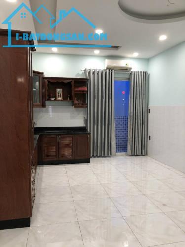 BÁN NHÀ MĂT TIỀN Tây Thạnh, Tân Phú 4 tầng 92m2(4x23). Kinh doanh đỉnh. Giá chỉ 18 tỷ. - 1