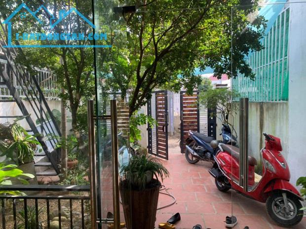 Bán nhà nhỏ có vườn ở Vĩnh Thạnh Nha Trang chỉ 1,55 tỷ - 1
