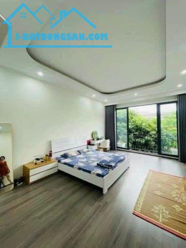 BÁN GẤP NHÀ 4 TẦNG, 70M2 PHỐ LÂM HẠ - LONG BIÊN, Ô TÔ TRÁNH, KINH DOANH. GIÁ 14 TỶ.