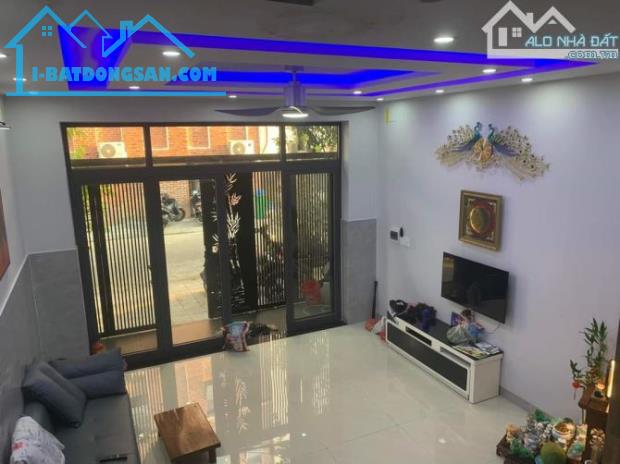 Trực tiếp chính chủ 2 tầng mặt tiền đường 5m5 Nguyễn Thị Ba giá rẻ - 1