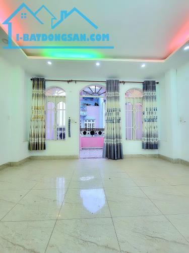HẺM 8M THÔNG, PVC GẦN MT, 62M2 (5x12), 3 TẦNG 4PN, GẤP BÁN, HC ĐỦ, GẤP BÁN - 1