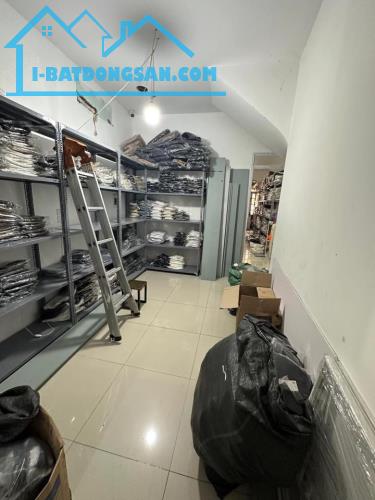 CC bán nhà Mp Kinh Doanh phố Chùa Bộc Đống Đa 50 m2 5 tầng  Giá 28 tỷ Lh 0915229868 - 3