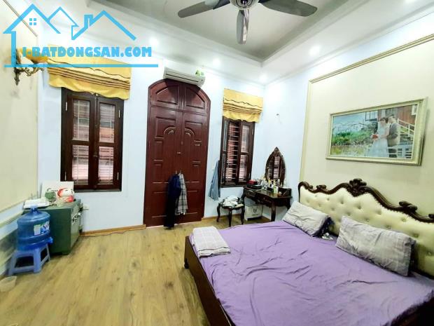 Bán nhà đẹp ở ngay ngõ 176 Trương Định 50m, 4 tầng, gần ô tô, nhỉnh 6 tỷ, có TL mạnh - 2