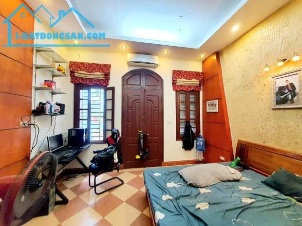 Bán nhà đẹp ở ngay ngõ 176 Trương Định 50m, 4 tầng, gần ô tô, nhỉnh 6 tỷ, có TL mạnh - 4