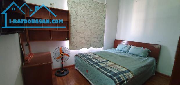 Cho thuê căn hộ 75m2 full nội thất tại KĐT Việt Hưng, giá 8tr/tháng. LH: 0389544873 - 4