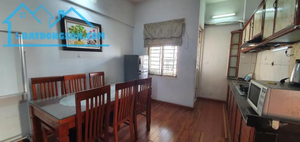 Cho thuê căn hộ 75m2 full nội thất tại KĐT Việt Hưng, giá 8tr/tháng. LH: 0389544873