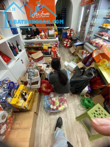 Cửa hàng đang kinh doanh trái cây nhập khẩu  Địa chỉ : 23 Lò Đúc - Phạm Đình Hổ - Hai Bà - 1