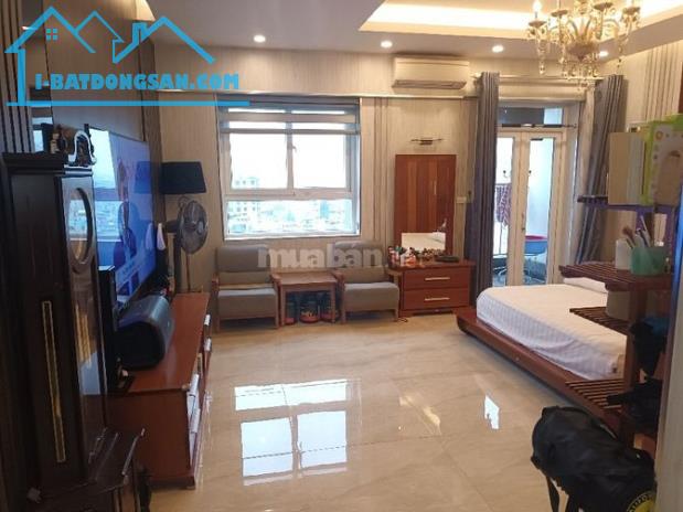 Chính chủ bán căn hộ 3 ngủ 2 WC, tầng trung, căn góc CCCC 165 Thái Hà(Sông Hồng Park View)