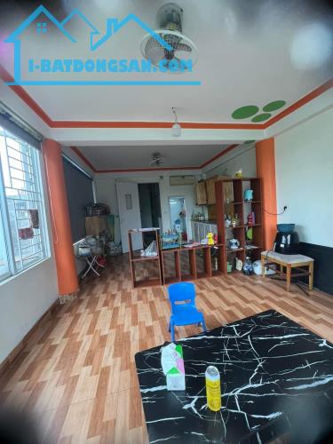 Nhà đẹp dân xây Thạch Bàn LB 47m2 x 6T. Ngõ thông oto tránh kinh doanh, thang máy. 8,9tỷ - 4